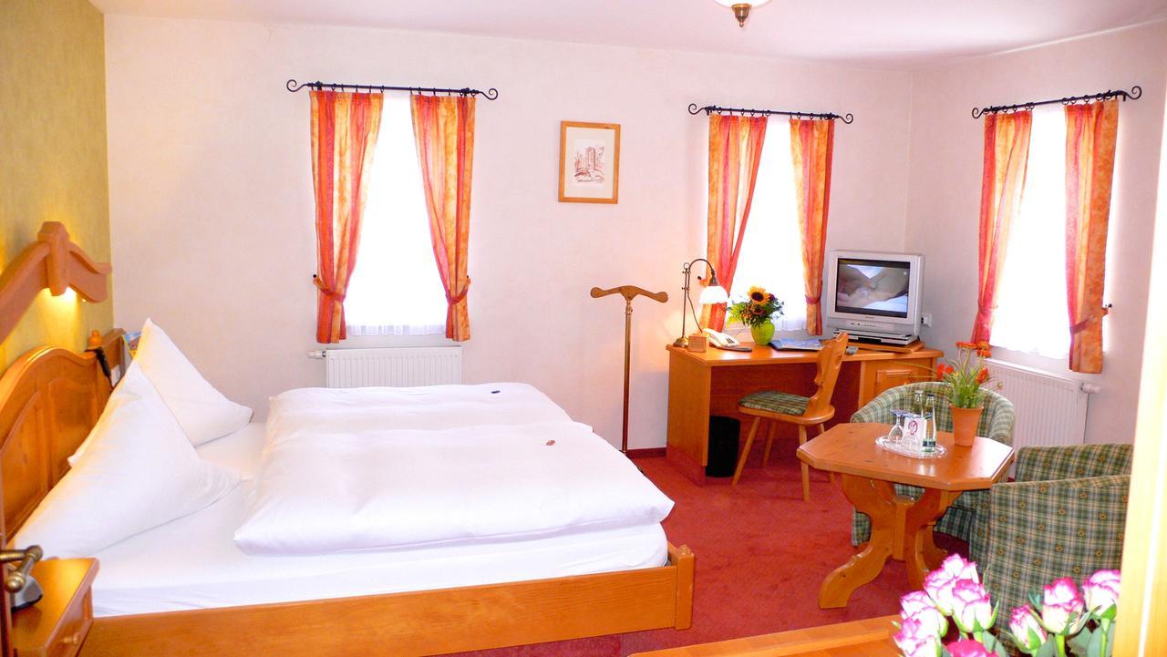 Landhotel Quirle-Haeusl Вальтерсдорф Екстер'єр фото